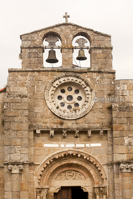 Santa María de Cambre修道院教堂。西班牙加利西亚的科鲁纳省。